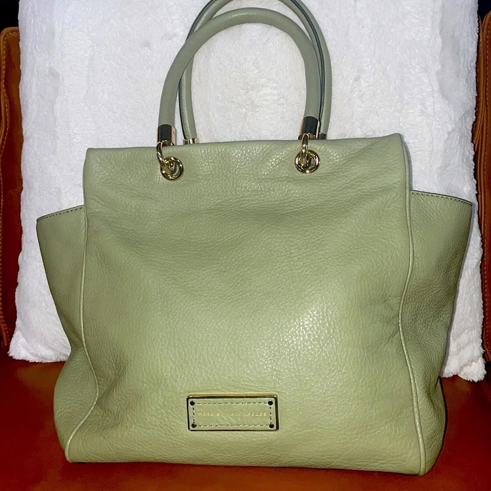 🌟NWOT🌟 Marc by Marc Jacobs Leather Bentley - Picture 1 of 6